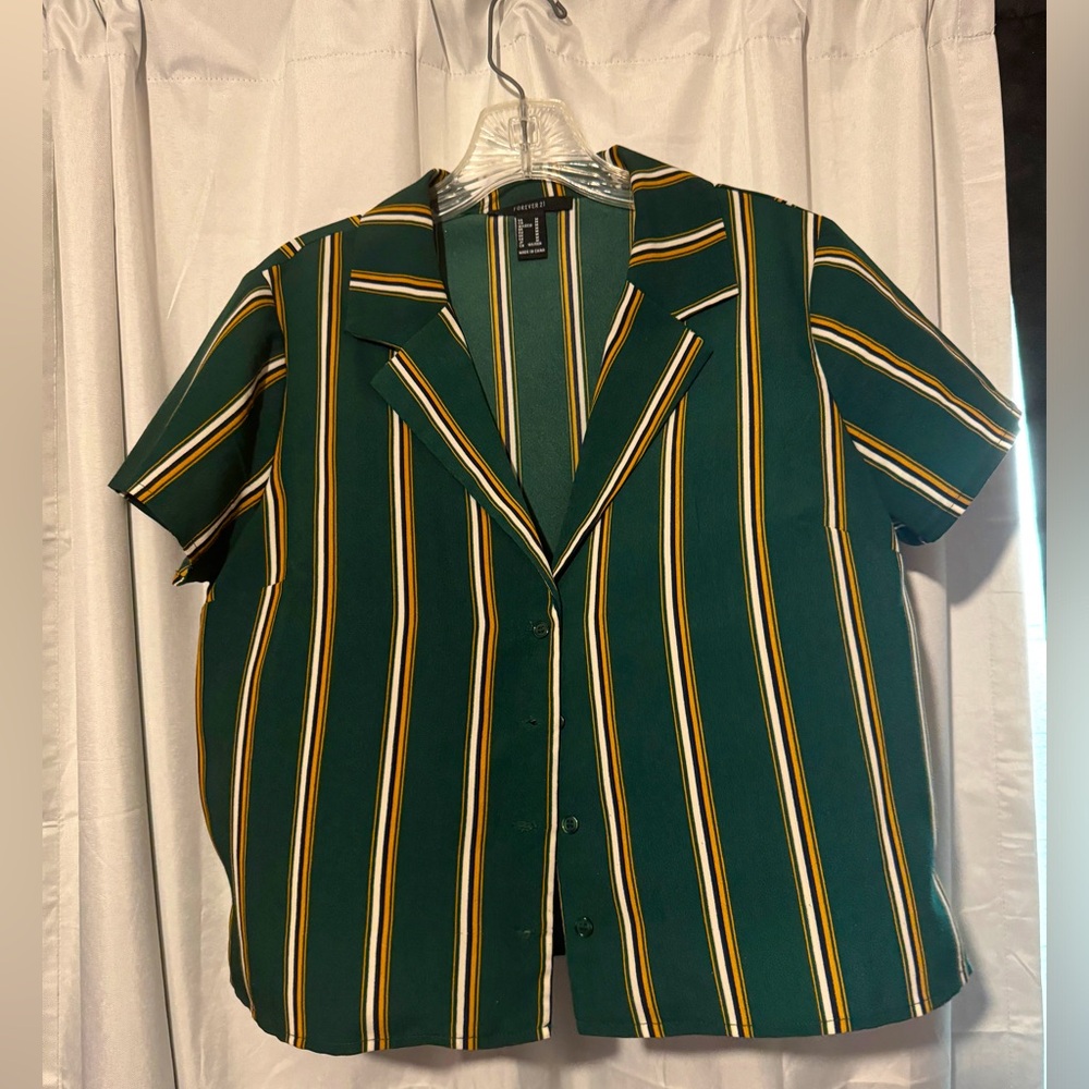 Forever 21 Women’s Striped Button Down Shirt